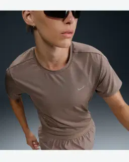 Tee-shirt à manches courtes Dri-FIT Nike Swift Wool Femme – 3/4