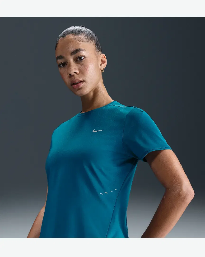 Tee-shirt à manches courtes Dri-FIT Nike Swift Wool Femme