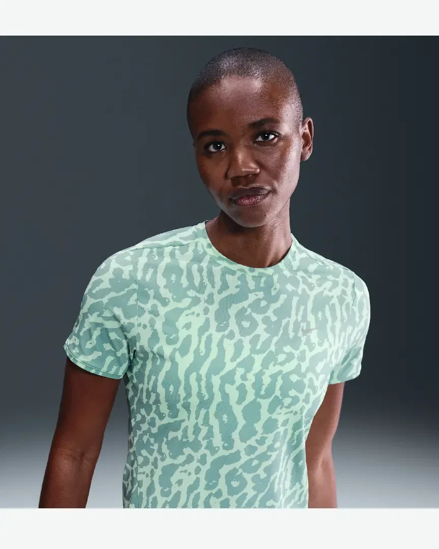 Tee-shirt à manches courtes Dri-FIT Nike Swift Wool Femme