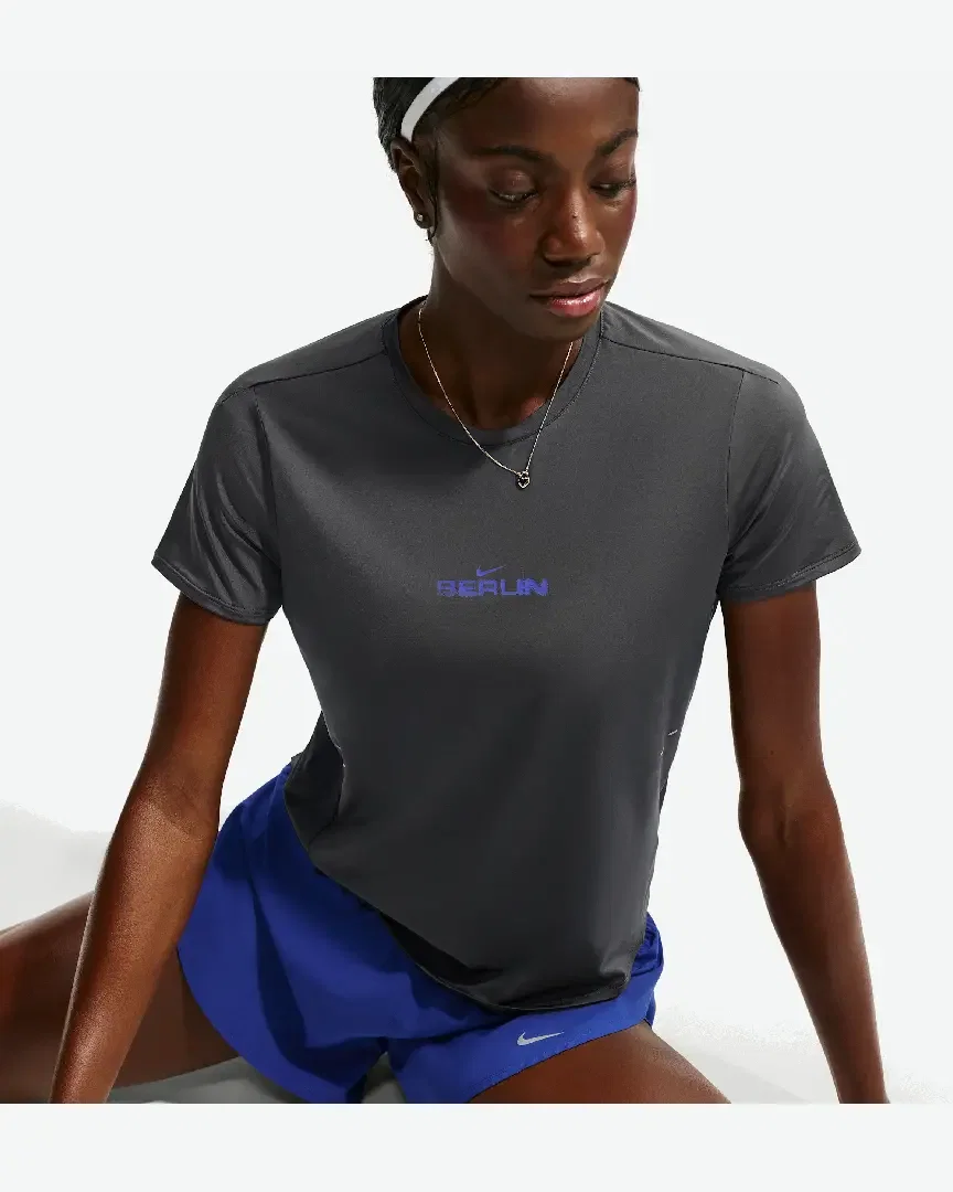 Tee-shirt à manches courtes Dri-FIT Nike Swift Wool Femme