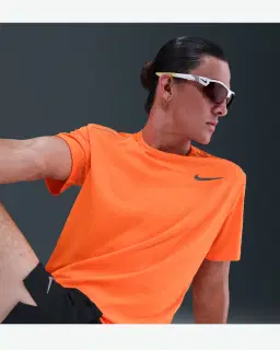 Tee-shirt à manches courtes et motifs Nike Miler Homme – 3/4