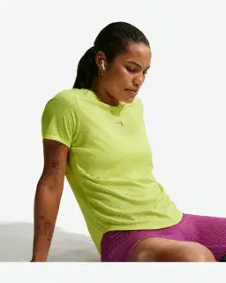 Tee-shirt à manches courtes Dri-FIT Nike Swift Wool Femme – 1/4