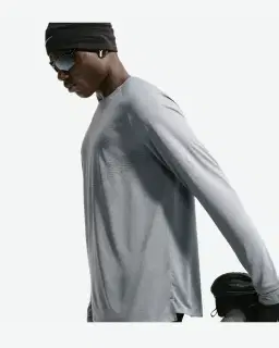 Tee-shirt à manches longues Dri-FIT ADV Nike Stride Homme – 3/4