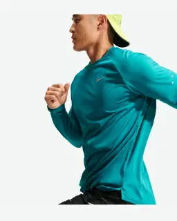 Tee-shirt à manches longues Dri-FIT ADV Nike Stride Homme – 3/4