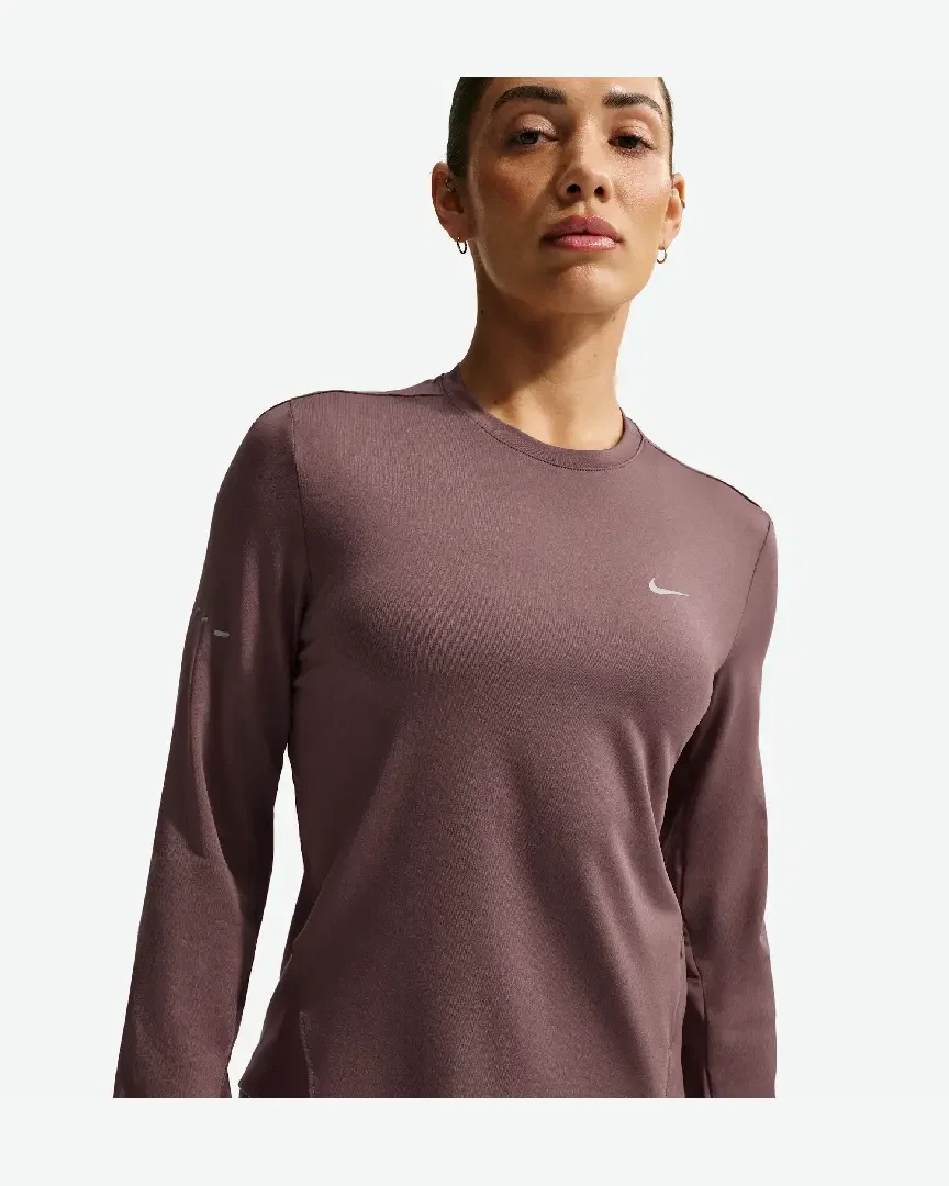 Tee-shirt à manches longues et col ras-du-cou Dri-FIT anti-UV Nike Swift Femme