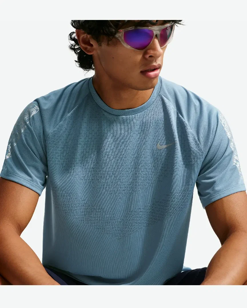 Tee-shirt d'hiver à manches courtes Dri-FIT Nike Stride Homme