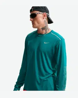 Tee-shirt d'hiver à manches longues et protection UV Dri-FIT Nike Miler Homme – 1/4