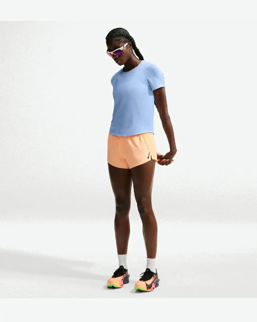 Tee-Shirt Dri-Fit Adv Nike Aeroswift W - IM7567-468 (3) au meilleur prix !