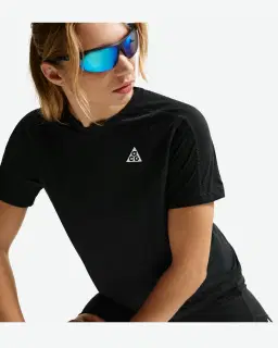 Tee-shirt Dri-FIT Nike ACG Femme – 3/4