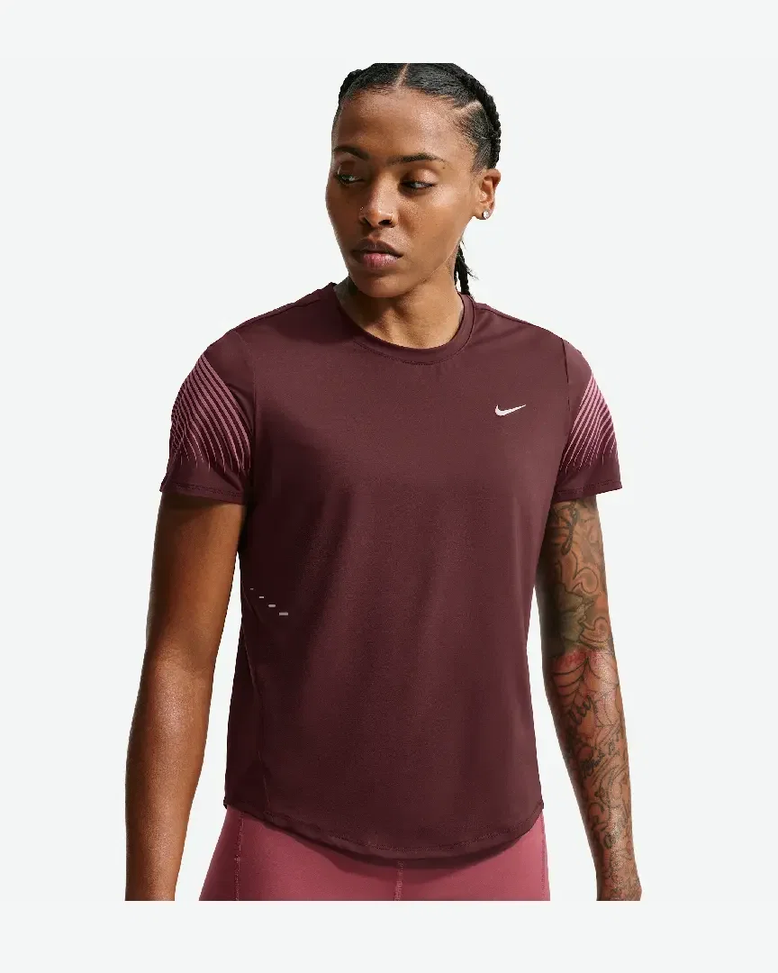Tee-shirt Dri-FIT Nike Swift Femme
