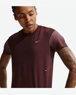 Tee-shirt Dri-FIT Nike Swift Femme – 3/4