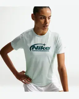 Tee-shirt Dri-FIT Nike Swift Femme – 3/4