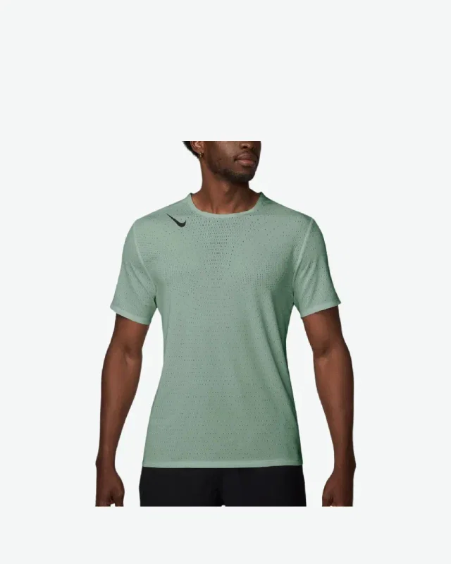 Tee-Shirt Nike Aeroswift M