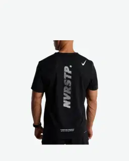 Tee-shirt Nike AeroSwift NVRSTP x Top4Running Unisexe – 2/4