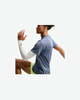 Tee-shirt d'hiver à manches courtes Dri-FIT Nike Stride Homme – 4/4