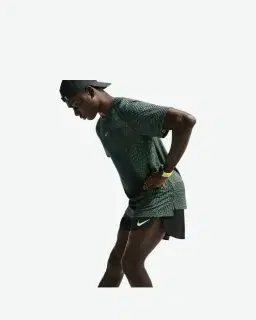 Tee-shirt à manches courtes et motifs réfléchissants Dri-FIT ADV Nike Stride Homme – 4/4