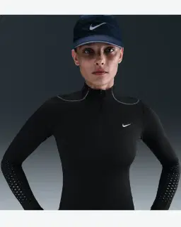 Tee-shirt Therma-FIT ADV à 1/4 de zip avec motifs réfléchissants Nike Swift Femme – 1/4