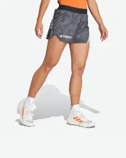 terrex adidas techrock allover print shorts Femme – 3/4