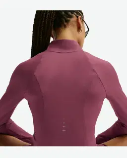 Tee-shirt à col roulé Nike Therma-FIT Swift Femme – 2/4