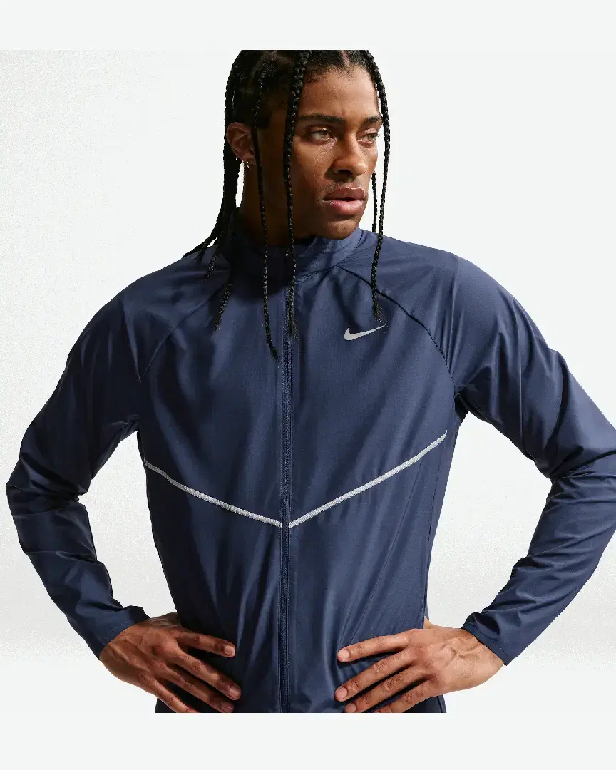 Veste Nike Miler Déperlante Avec Protection Uv M - Men (56) au meilleur prix !