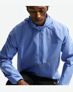 Veste Nike Miler déperlante avec protection UV Homme – 3/4