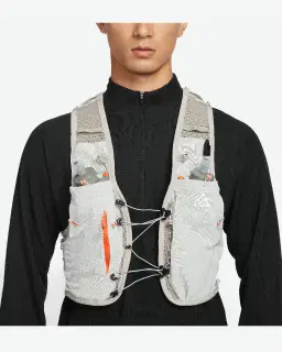 Veste sans manches Nike ACG GOAT Pack (5 L) Unisexe – 4/4