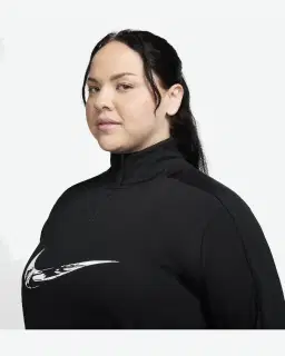 Vêtement deuxième couche à 1/4 de zip Dri-FIT Nike Swoosh Femme – 3/4