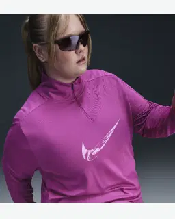 Vêtement deuxième couche à 1/4 de zip Dri-FIT Nike Swoosh Femme – 3/4